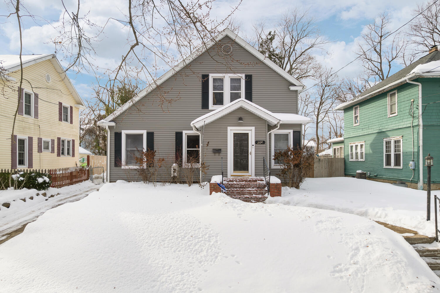 204 S Wisner Street