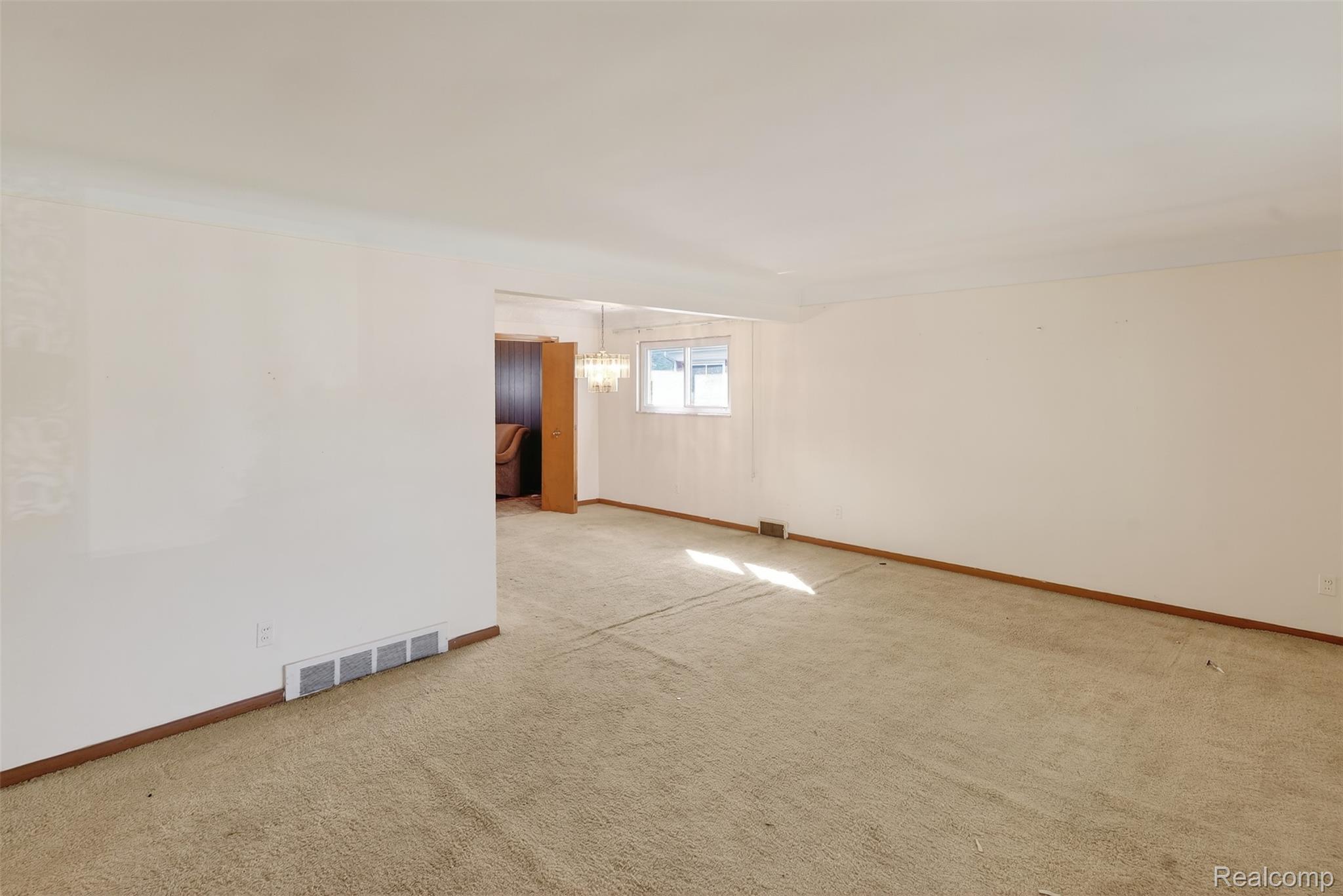 15659 Addison Street