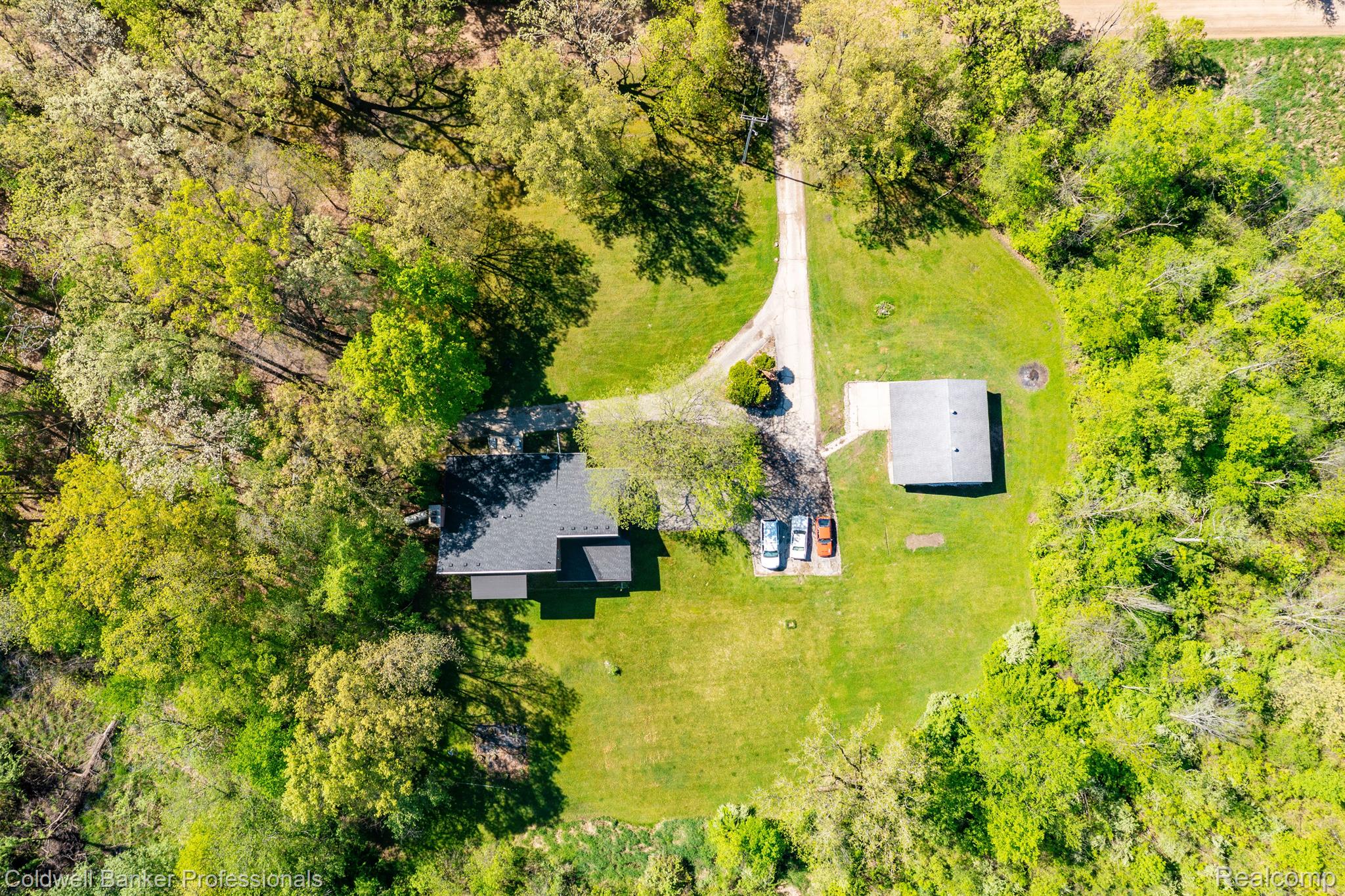 8899 DWYER Road