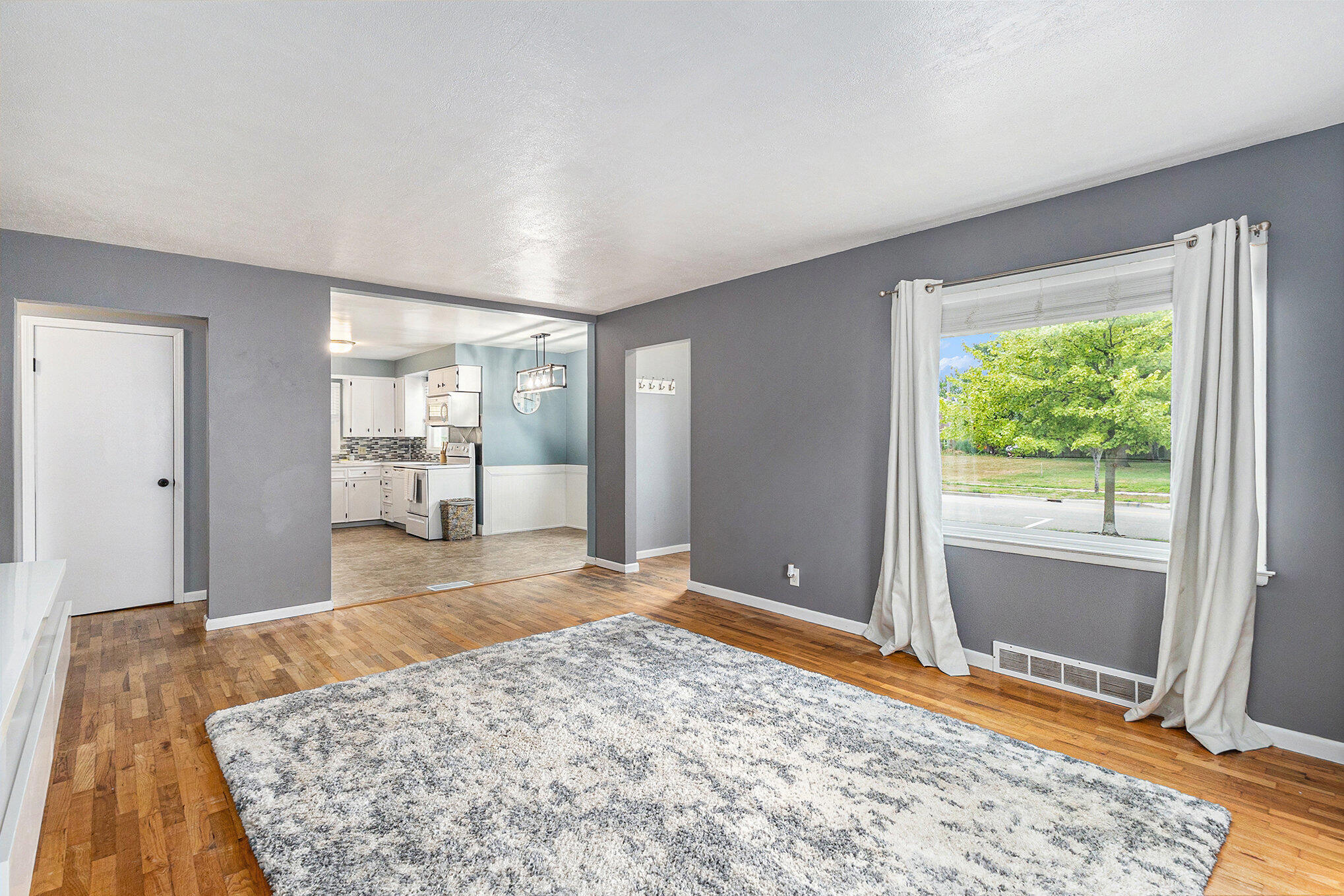 149 W 32nd Street