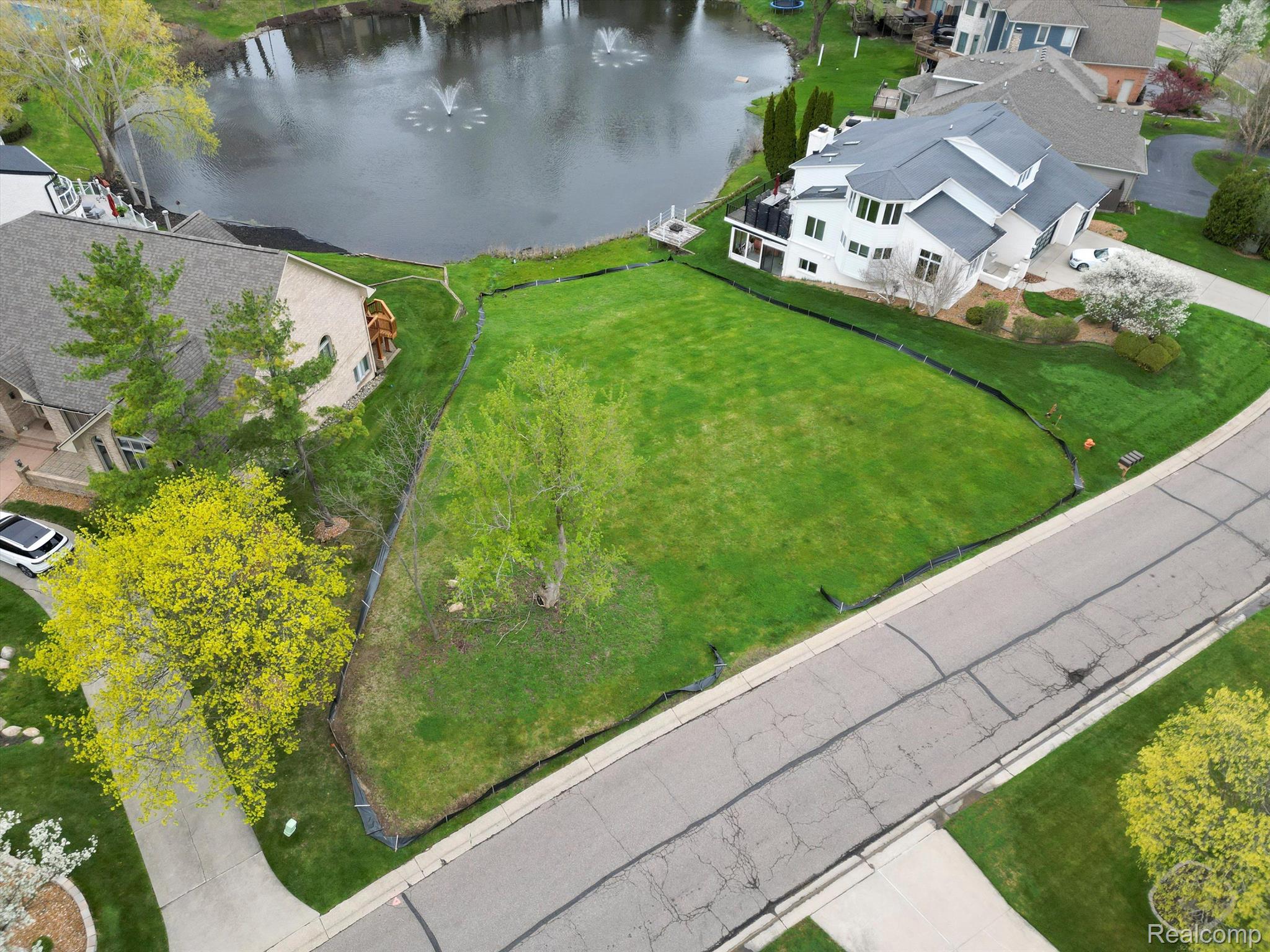 1062 FOREST BAY Drive