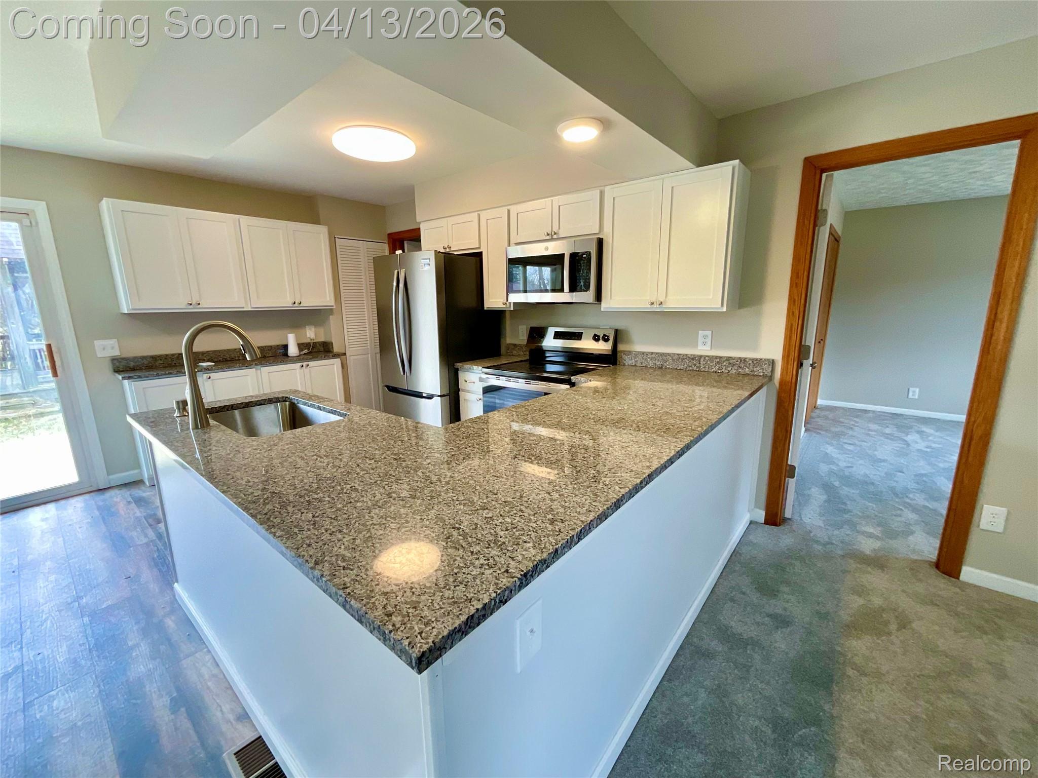 5464 Hollow Corners Road