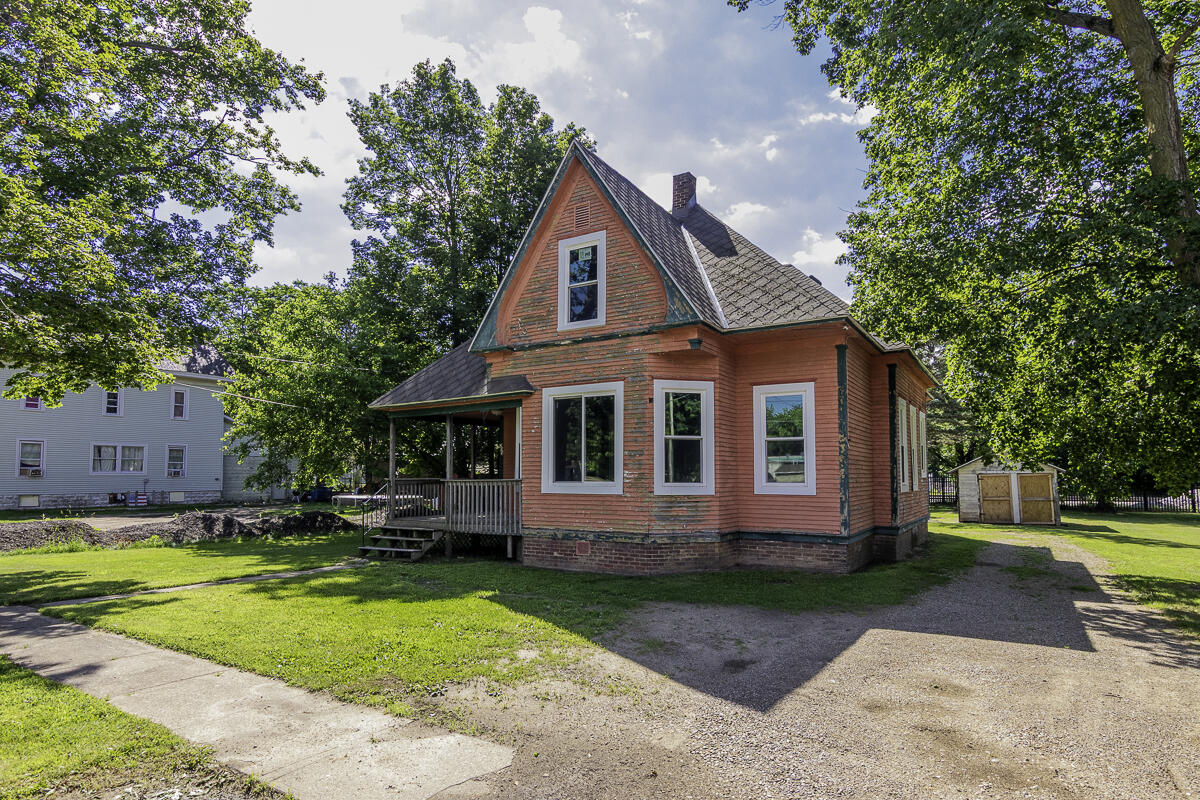205 W Sherwood Street