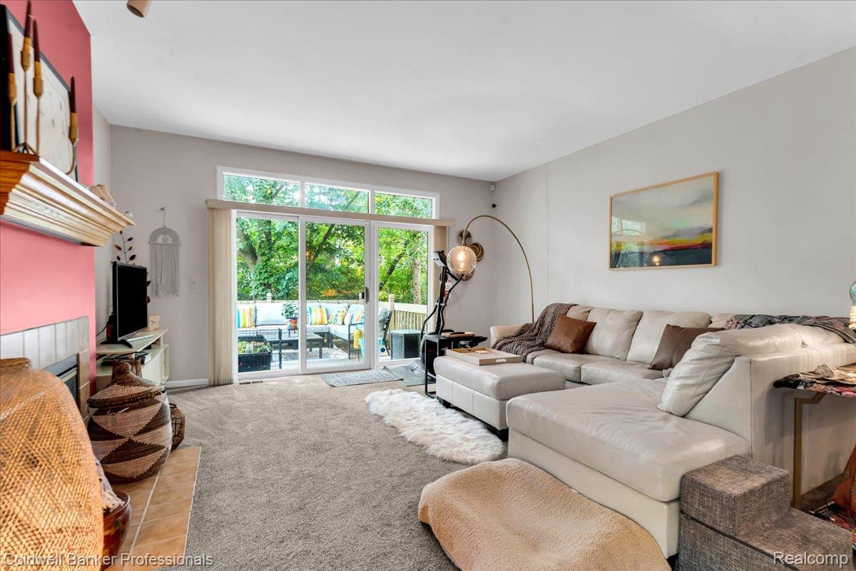 2736 Winter Garden Court