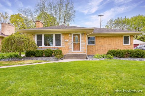 648 Sligh NE Grand Rapids City Kent MI 49505