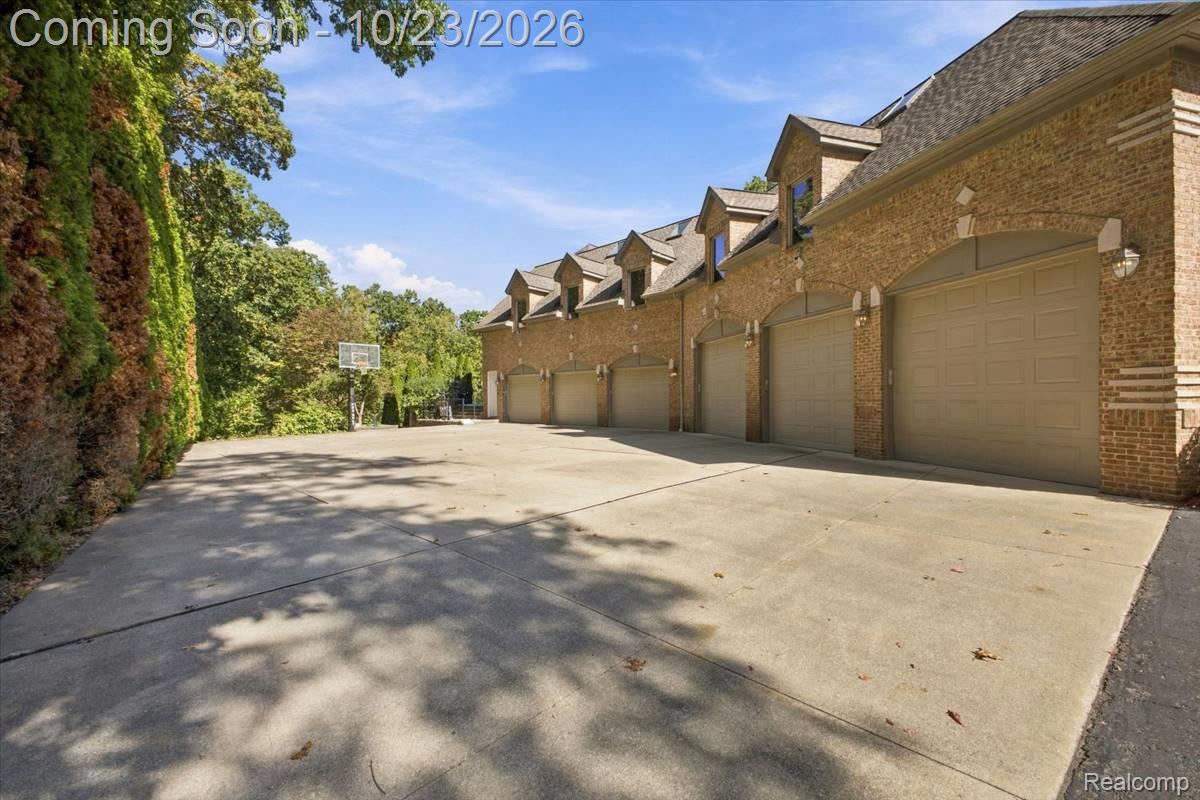 3002 Tall Timbers Drive