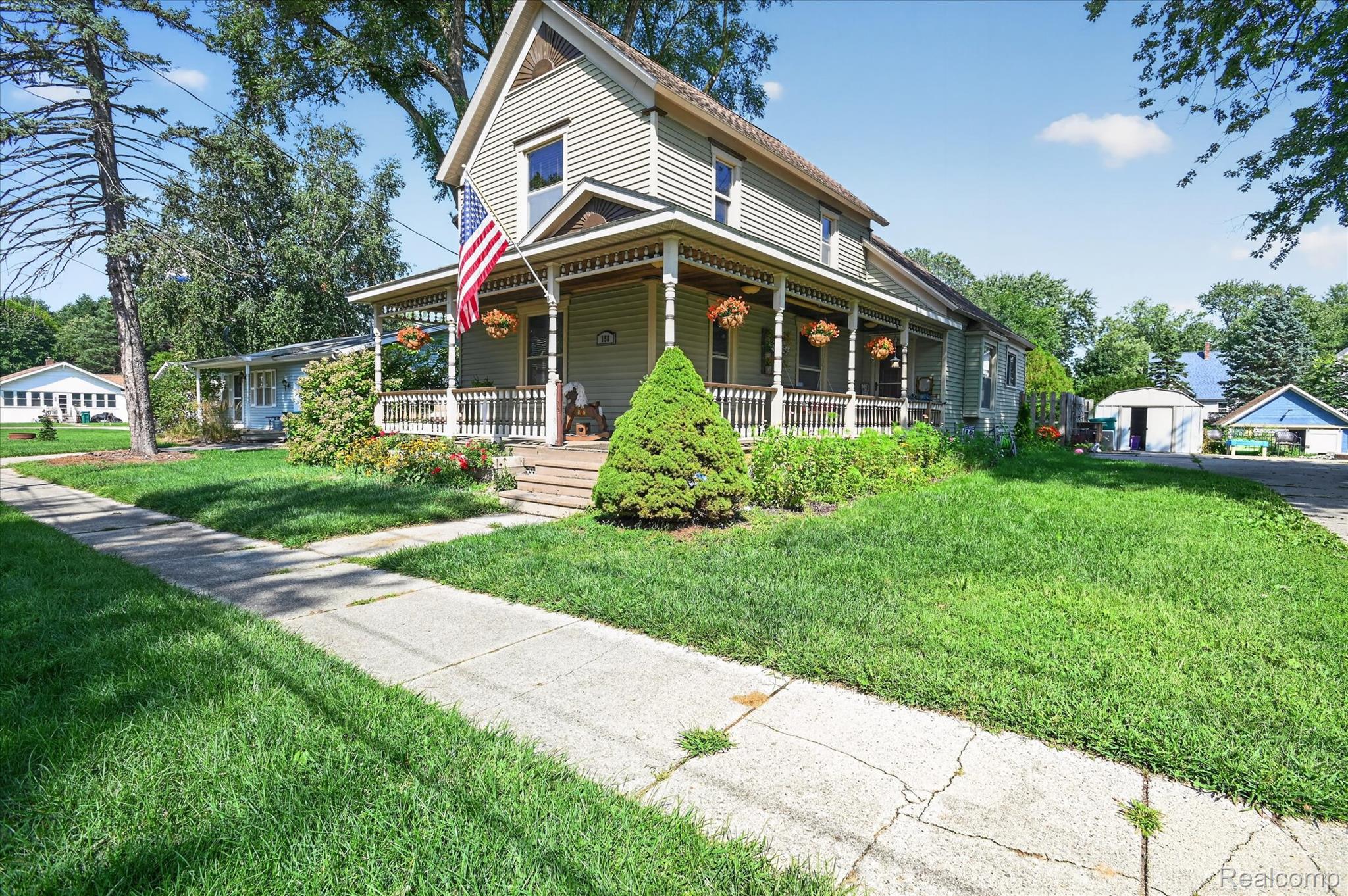 158 W 1st Street