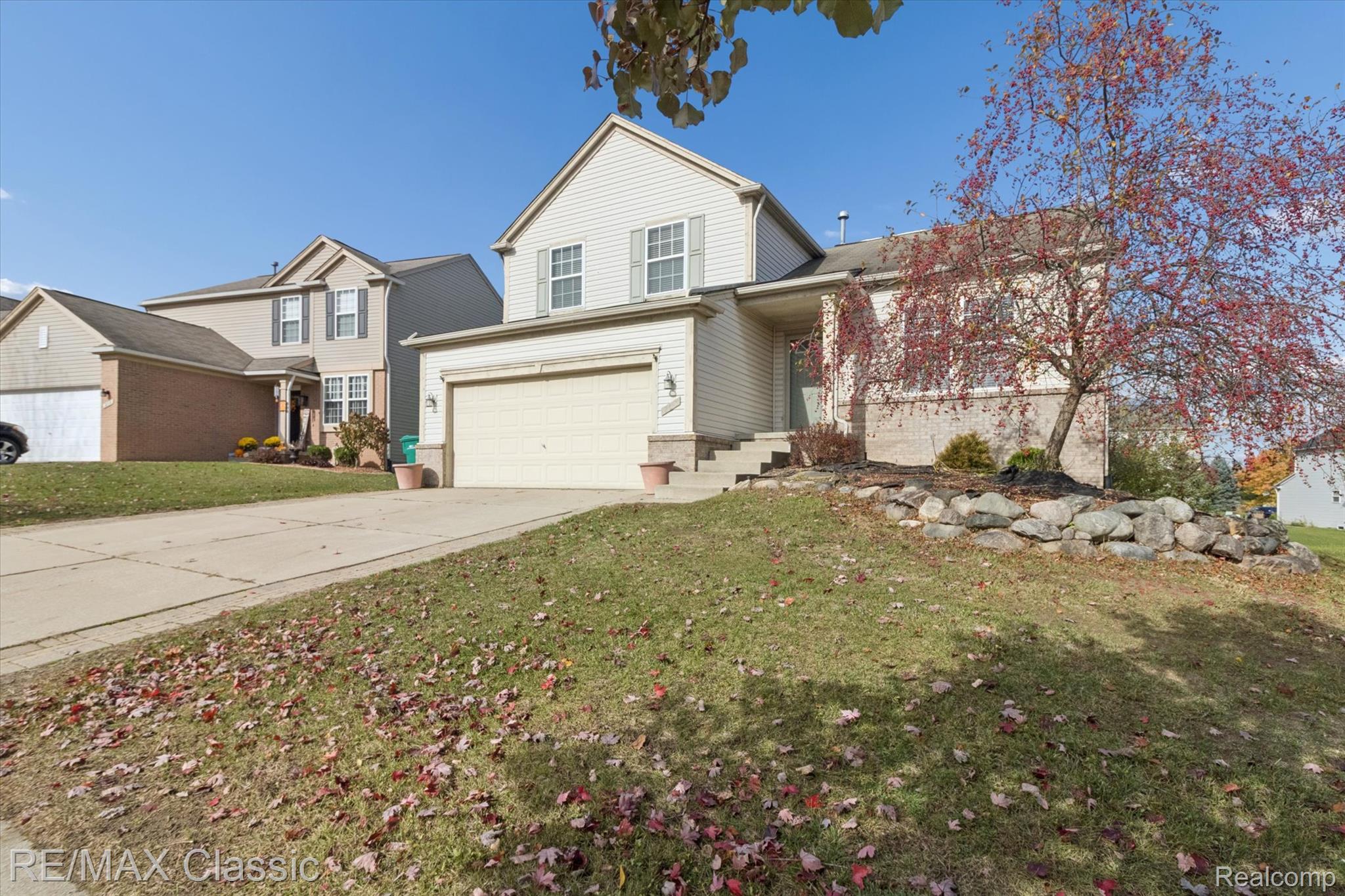 868 Deer Run Lake Road