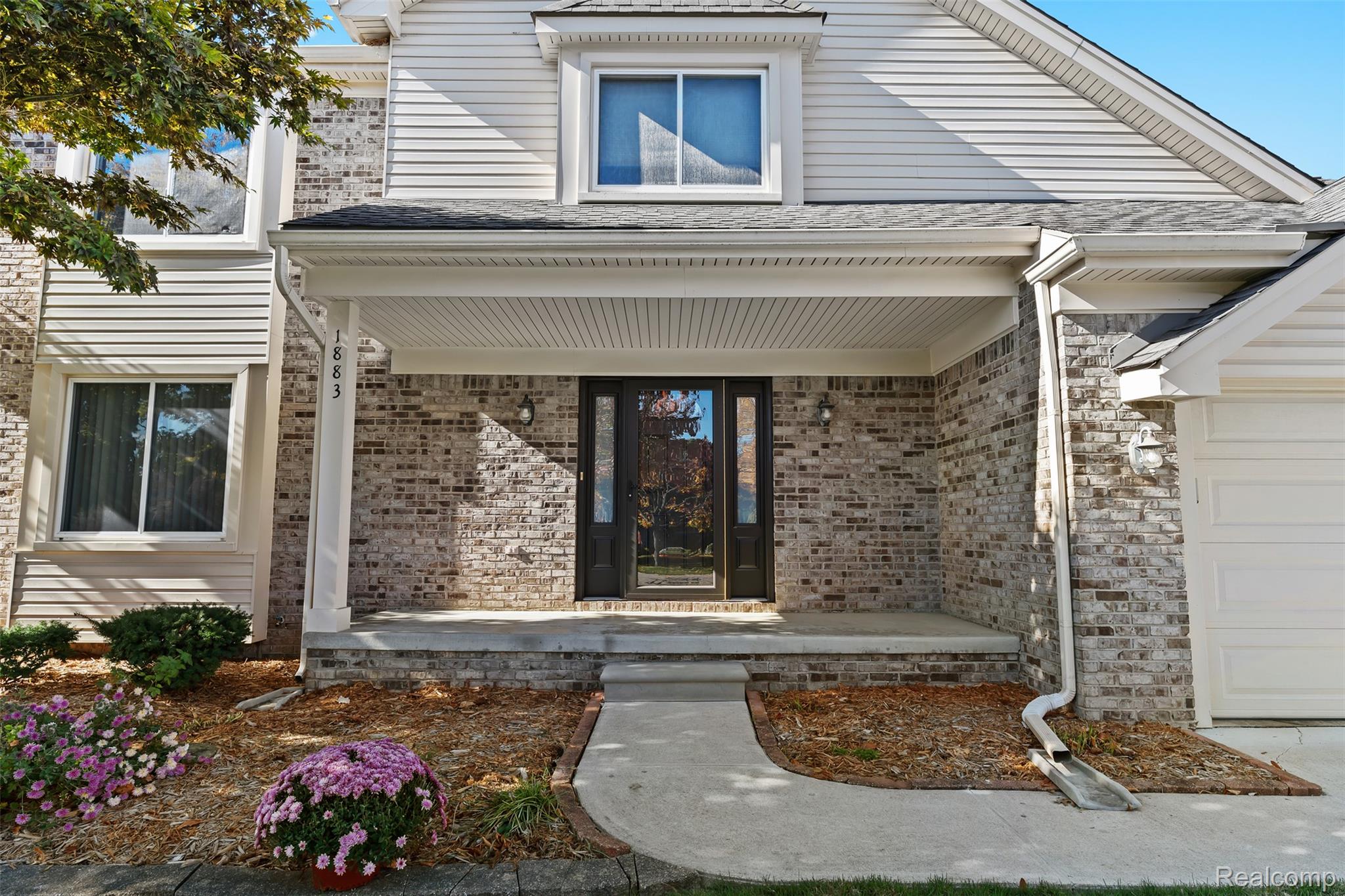 1883 Willowicke Drive