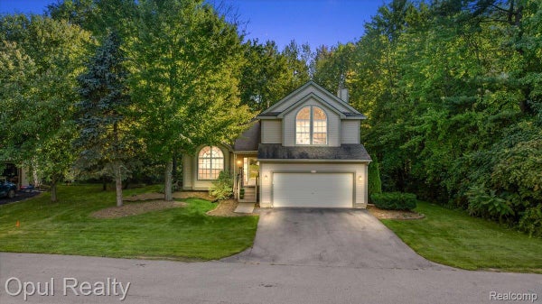 2730 COURT LN S, HOWELL, MI 48843 - Image 3eb60fade40e6ad2de7f6e3c3d2d2171/20596172