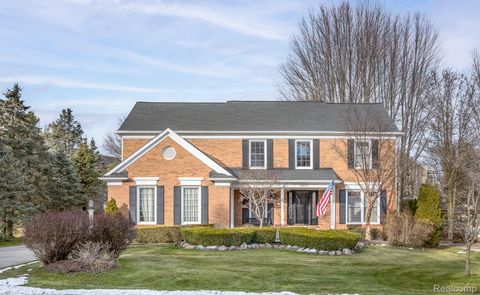 2456 Westwood Drive Rochester Hills City MI 48306