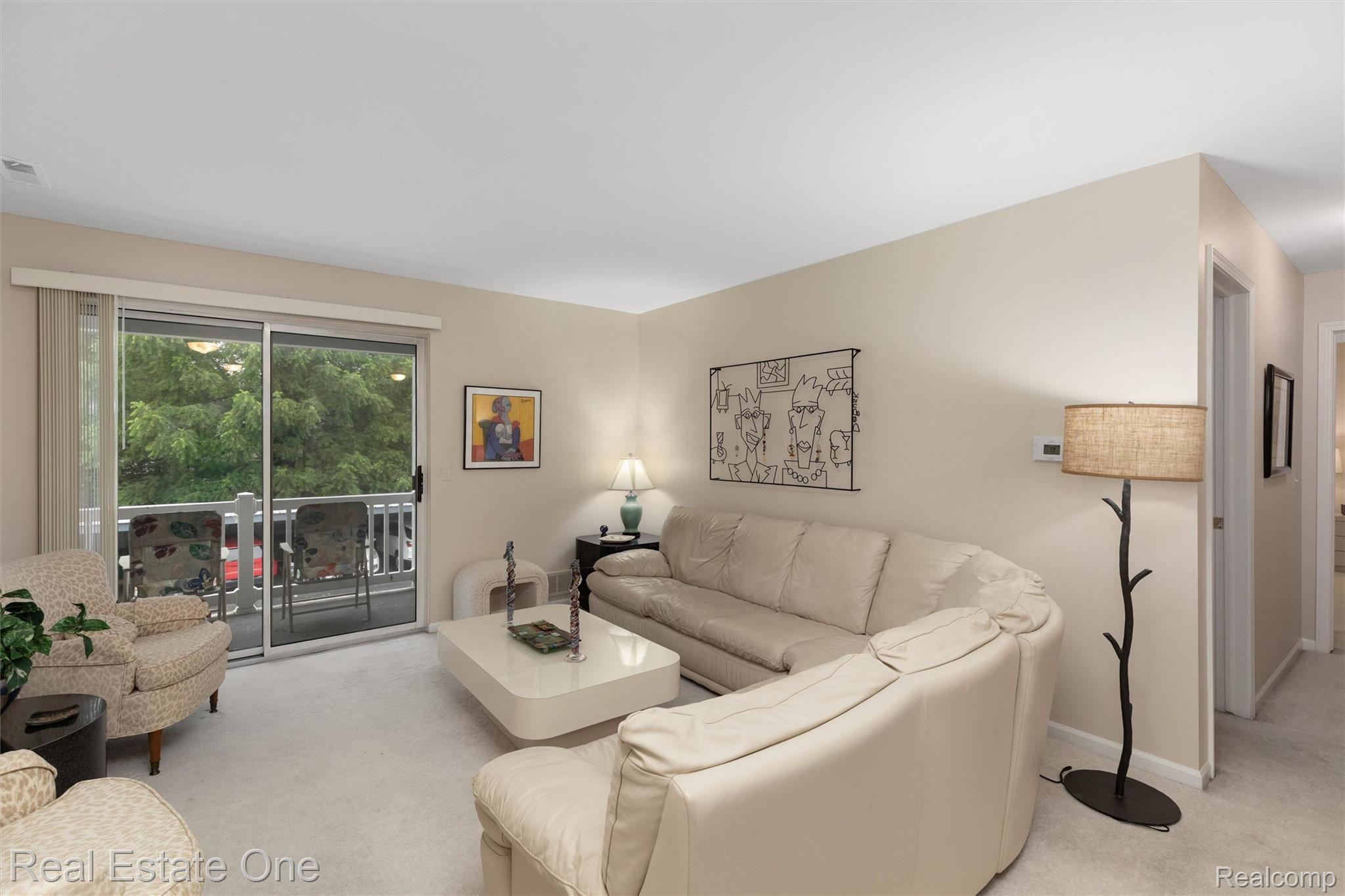 1127 S Lake Drive 212
