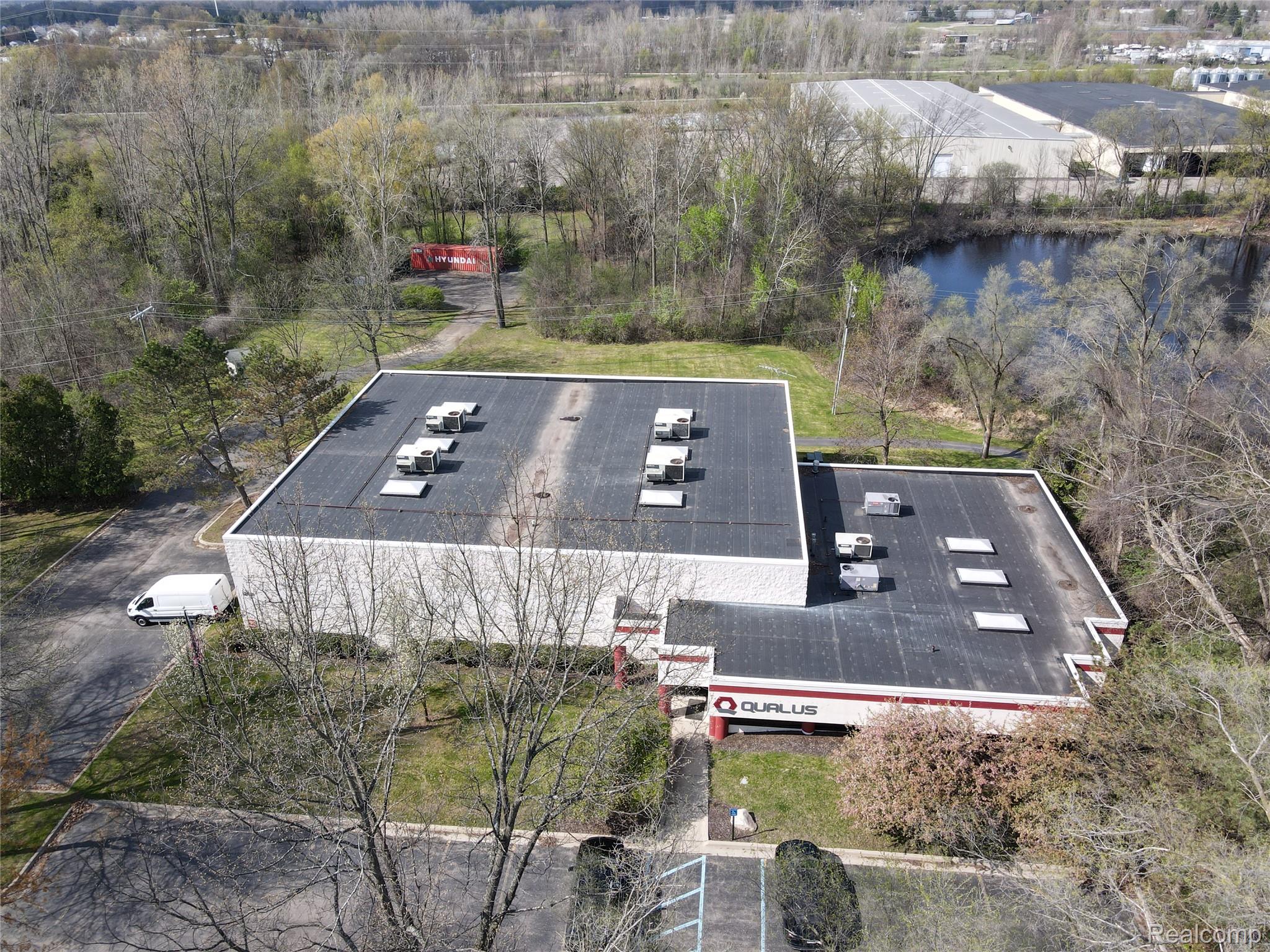 1200 W West Maple Road
