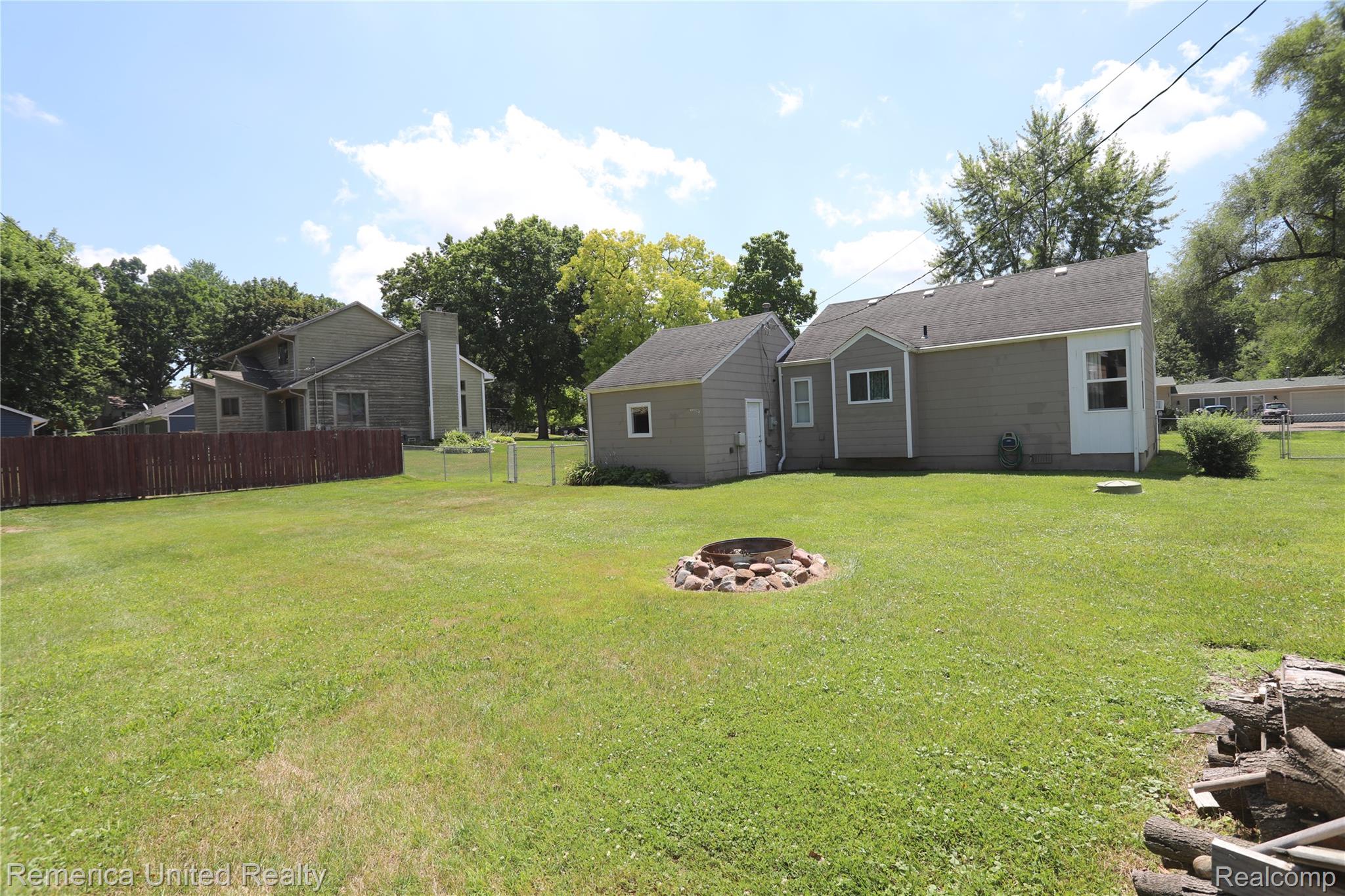 4685 Downing Drive