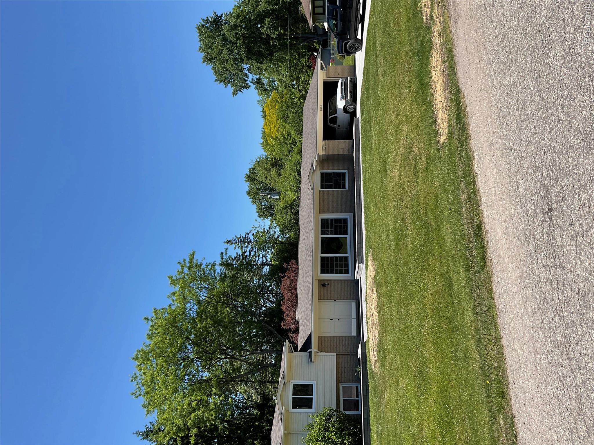 7096 Riverstone Road