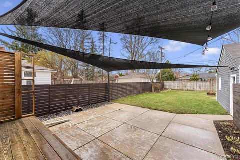 Tiny photo for 2577 Buckingham Avenue, Birmingham City, MI 48009 (MLS # 20261021361)