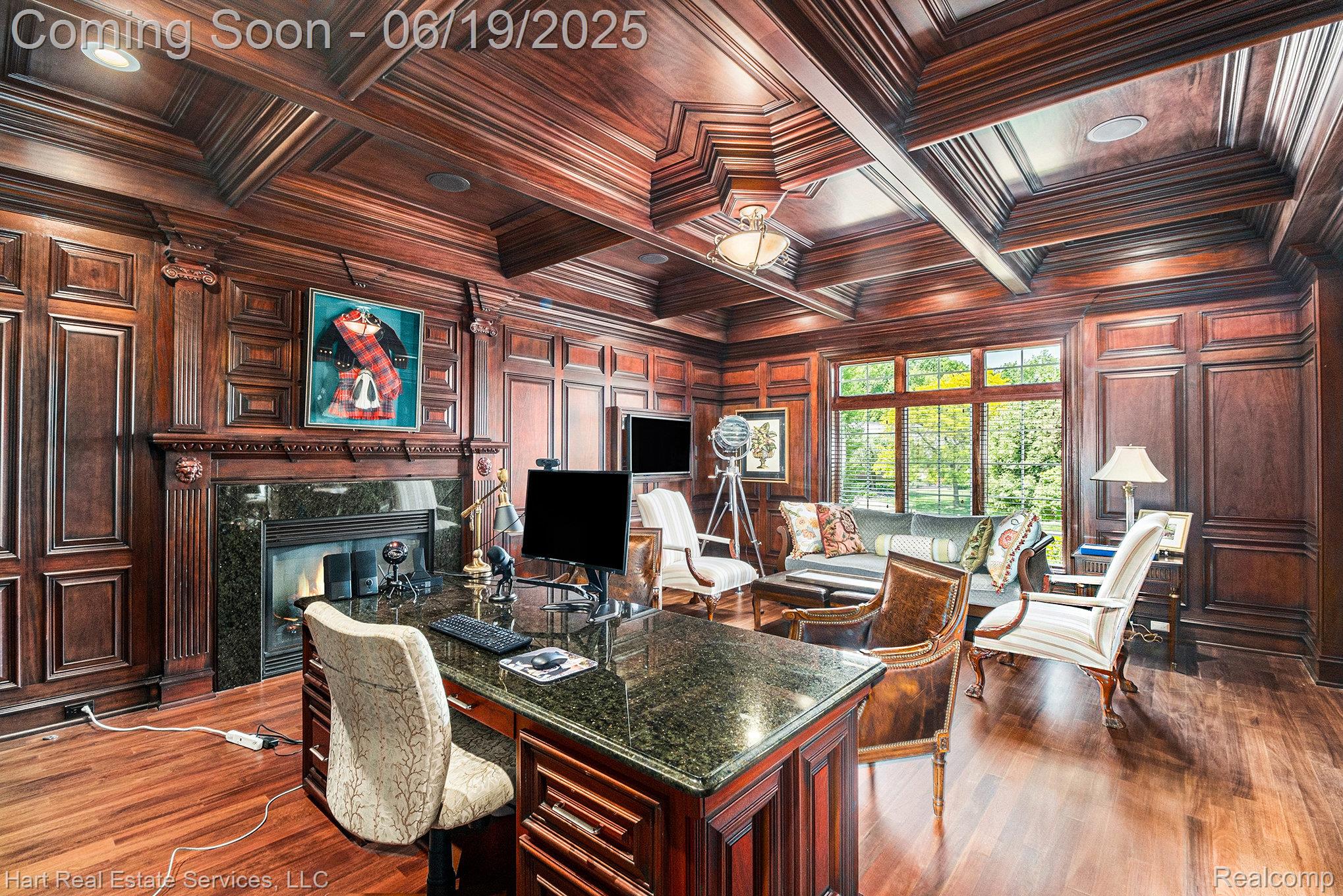 11384 Scarborough Drive