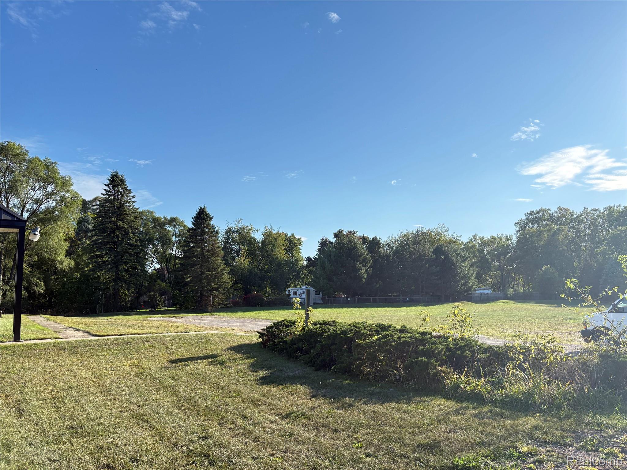 3041 Reeder Road