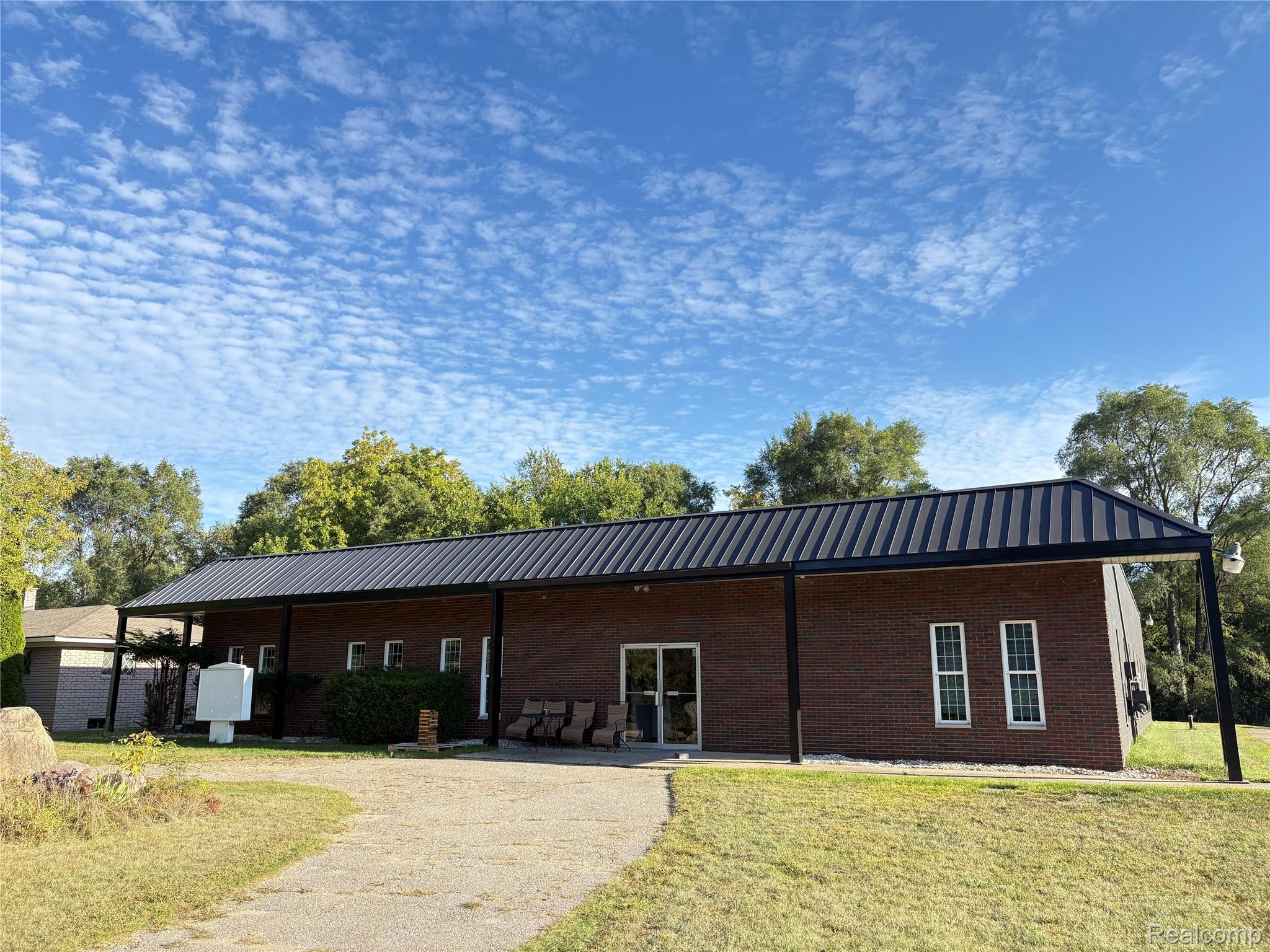 3041 Reeder Road