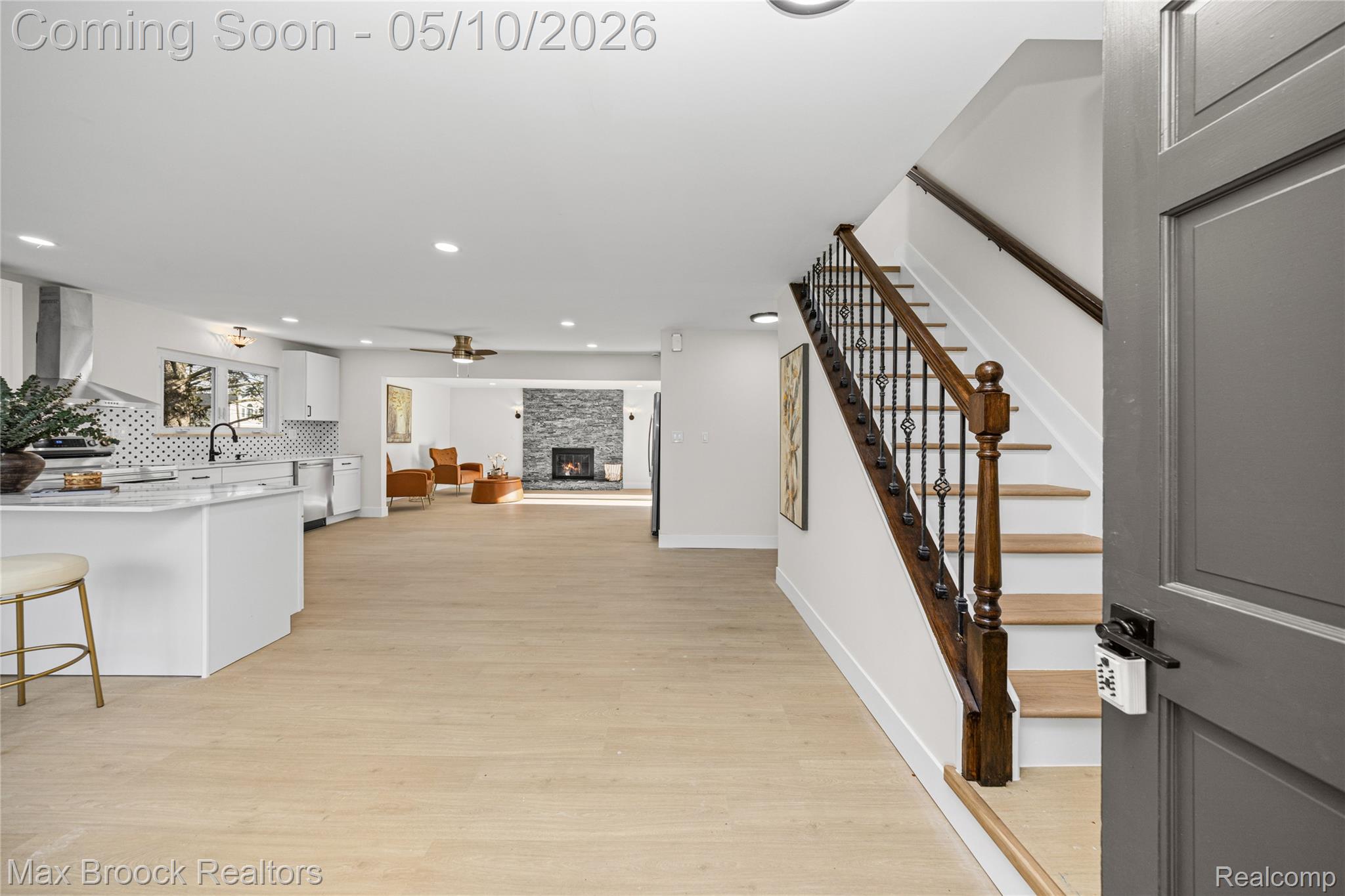 1874 Hopkins Drive