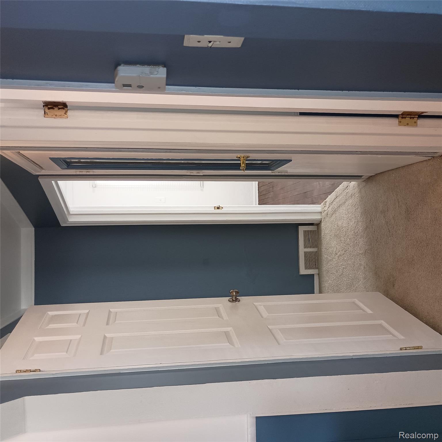 Roseville City, Michigan 48066, United States, 3 Bedrooms Bedrooms, ,2 BathroomsBathrooms,Residential,Pending,151424