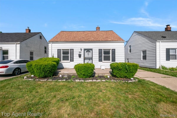 22085 RAUSCH AVE, EASTPOINTE, MI 48021 - Image 3eced8bc605ccfc423a5b7d073d36cc1/731856705