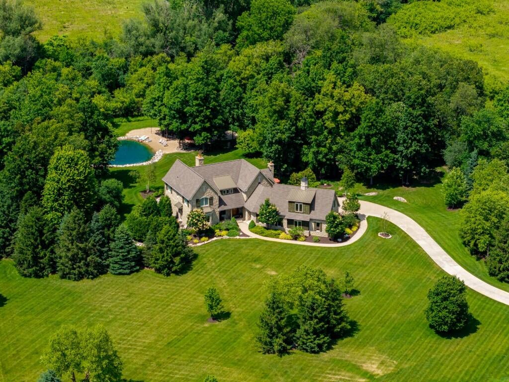 4370 Stonemeadow Court