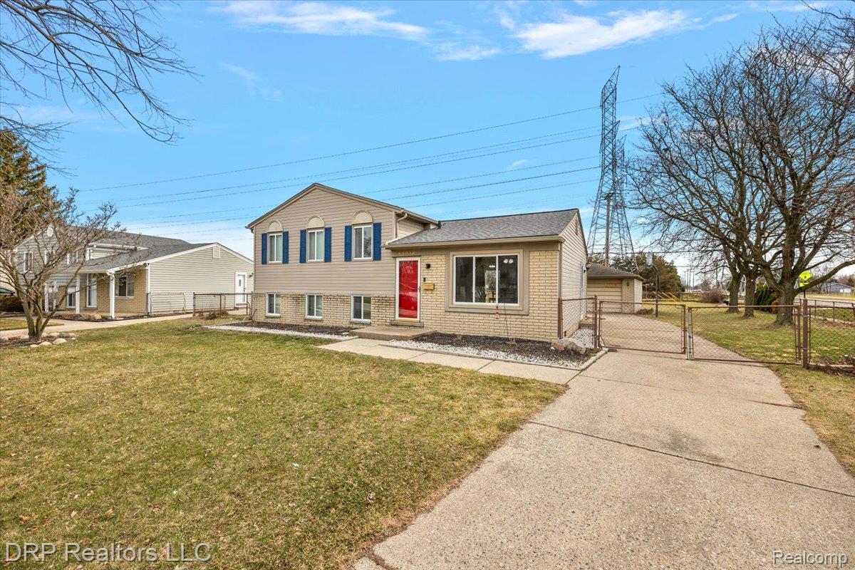 44012 Carrnation Drive