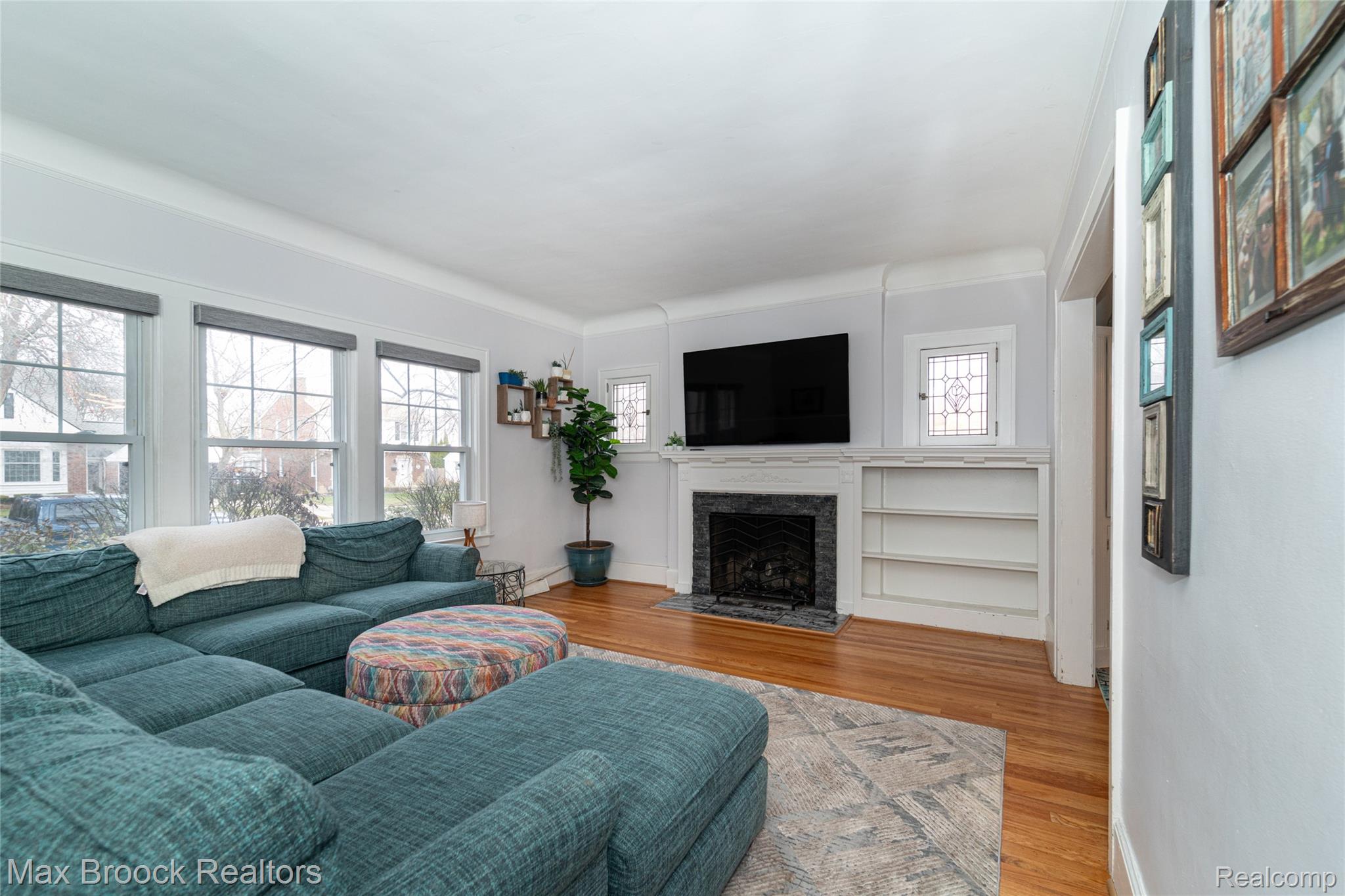 4311 Arlington Drive