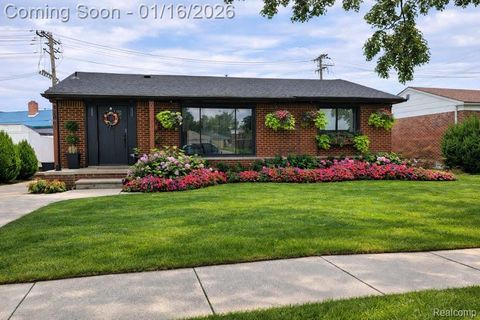 32863 Beacon Lane Fraser City MI 48026