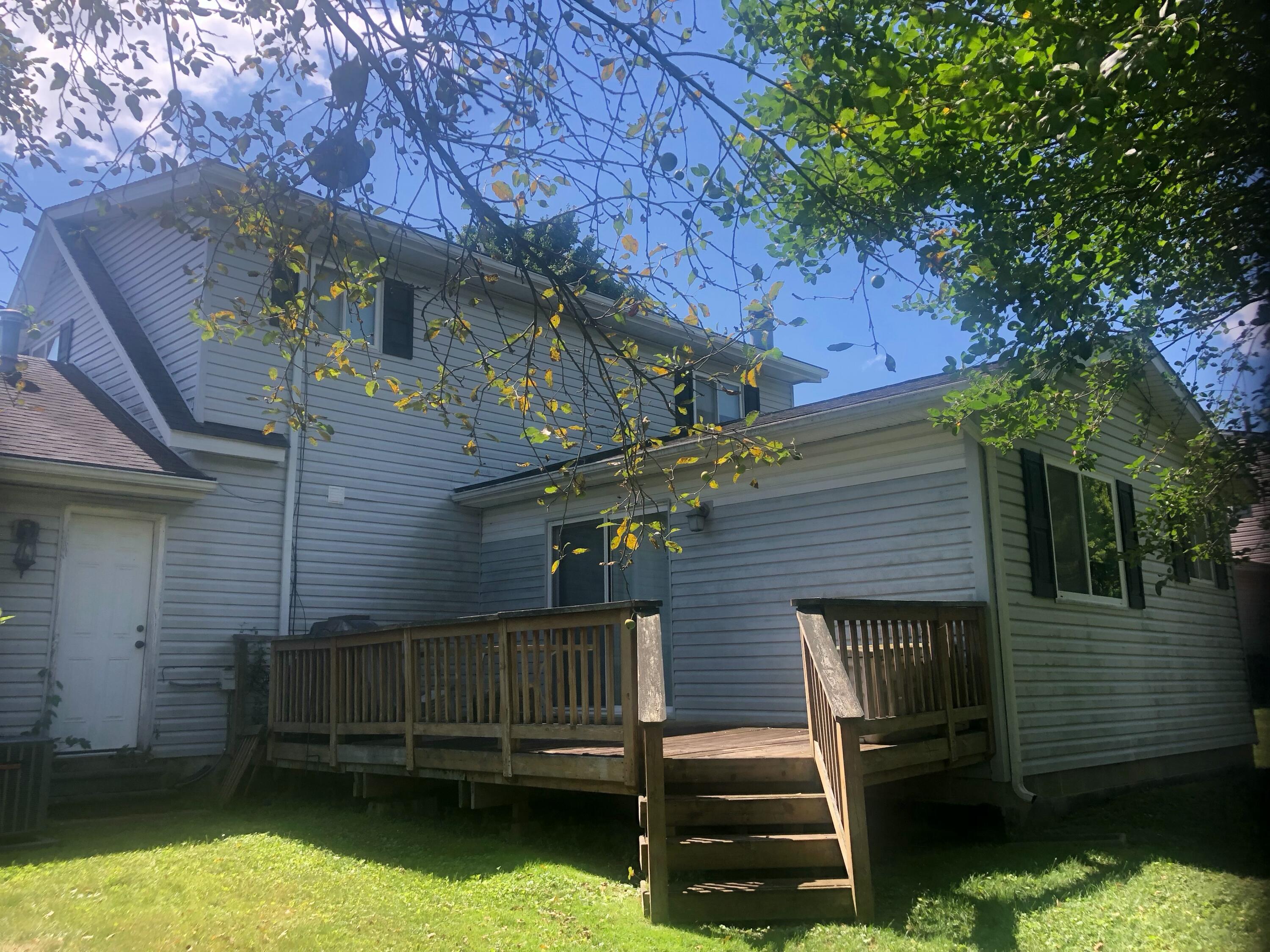 445 Mansfield Drive