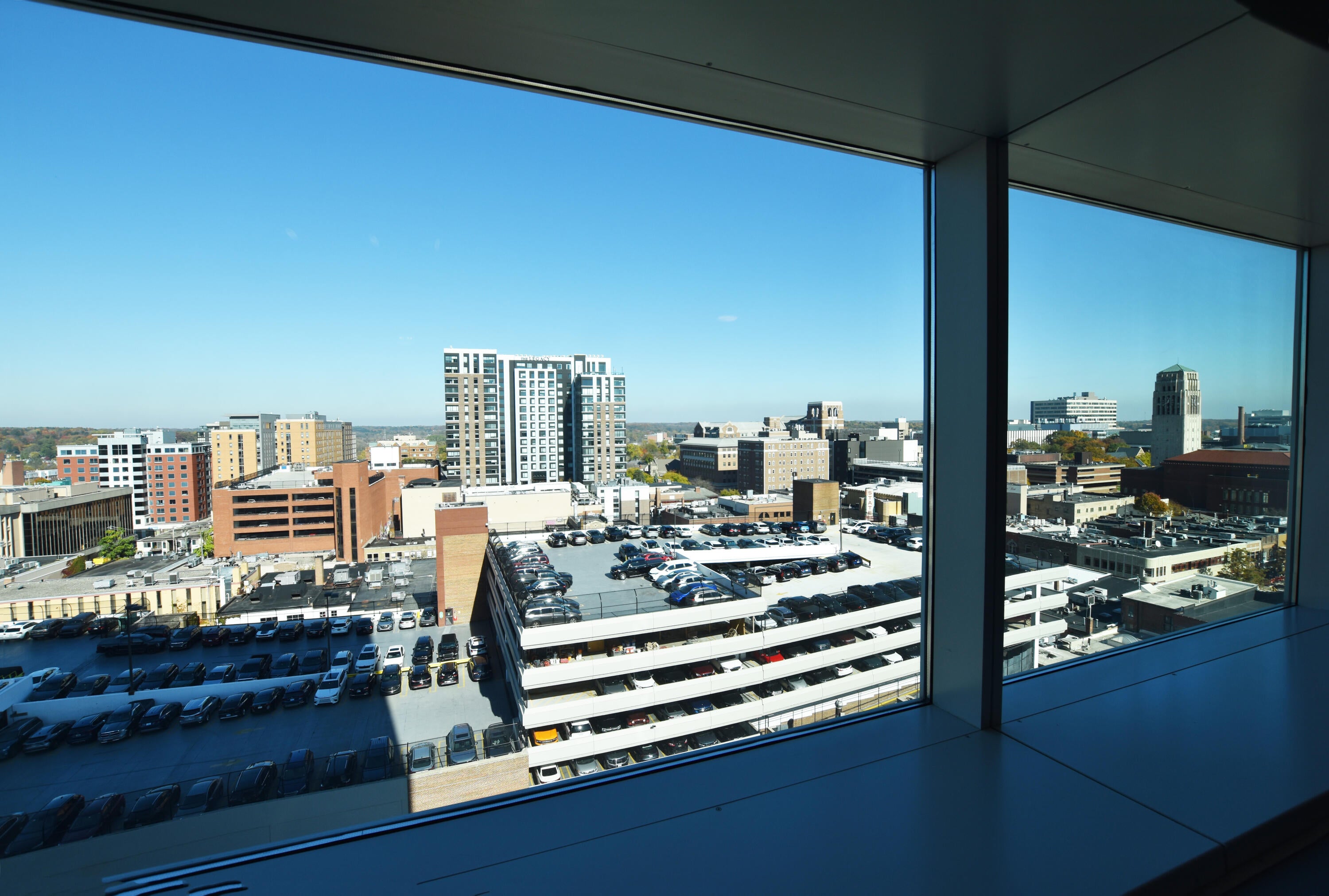 555 E William Street 13i