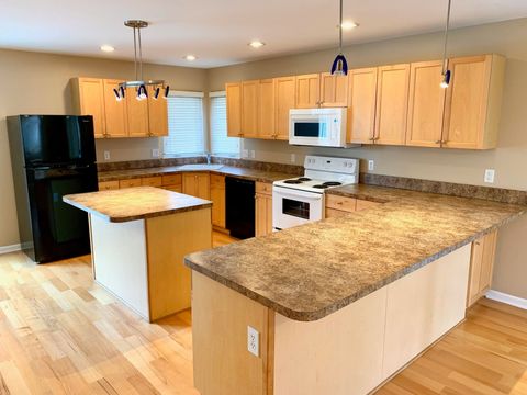 A home in WaterfordCharterTownship_Oakland
