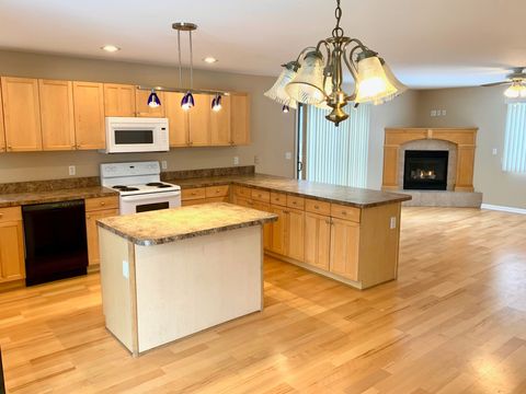 A home in WaterfordCharterTownship_Oakland