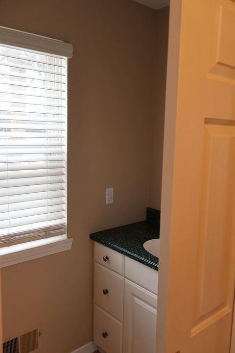 A home in WaterfordCharterTownship_Oakland