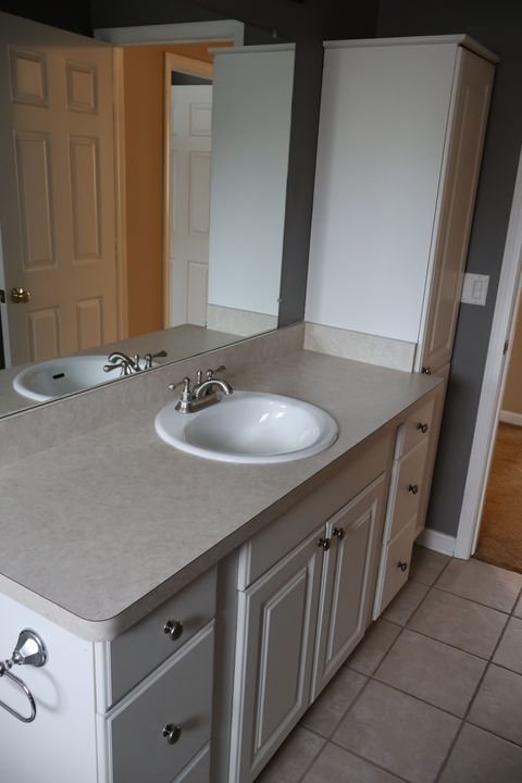 A home in WaterfordCharterTownship_Oakland