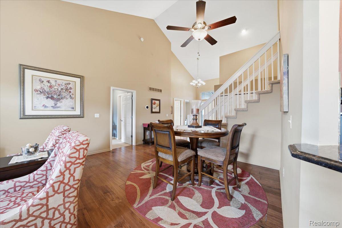 57549 Windmill Point