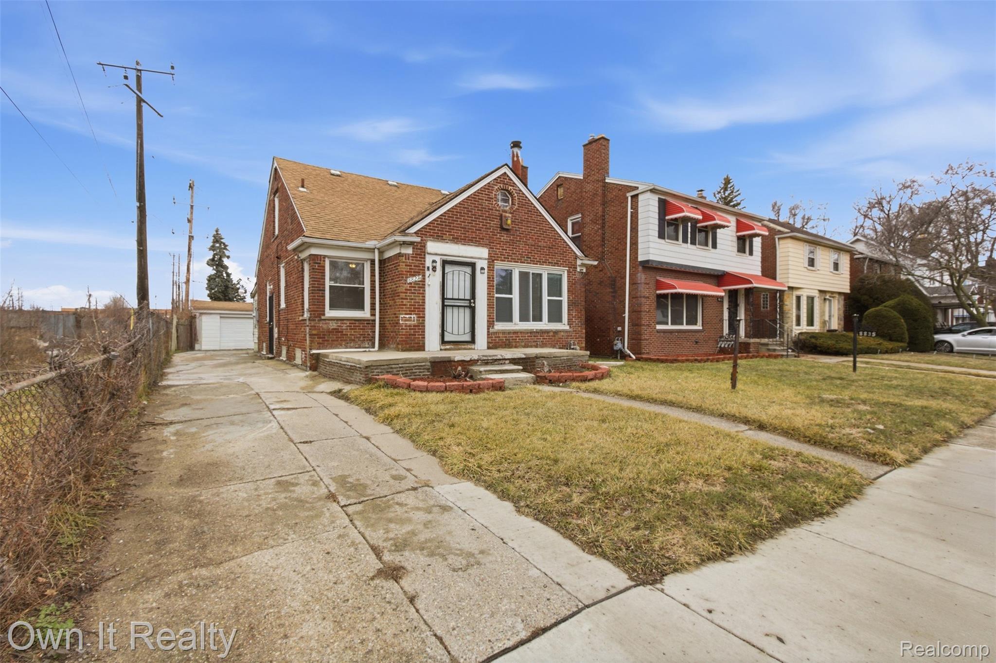 8827 Littlefield Street