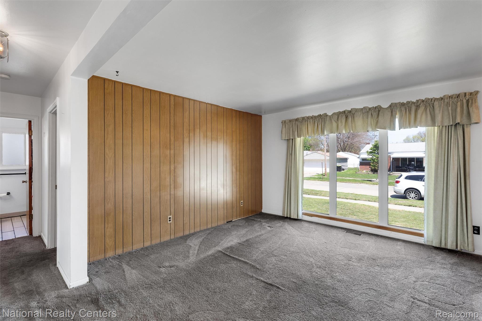 822 Bernie Lane