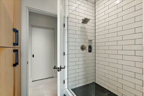 listing image 55