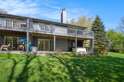 11183 BAYSHORE Court Springfield Charter Township Oakland MI 48348
