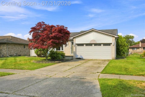 Photo of 46647 Apple Lane, Macomb Township, MI 48044 (MLS # 20261059226)