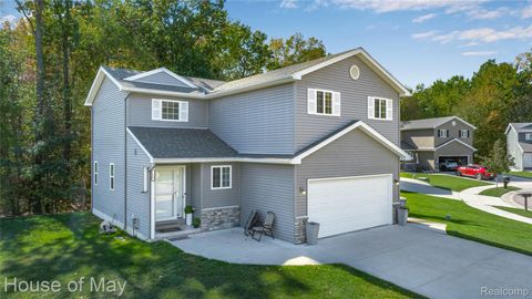 329 Fountain Park Drive Waterford Charter Township MI 48327