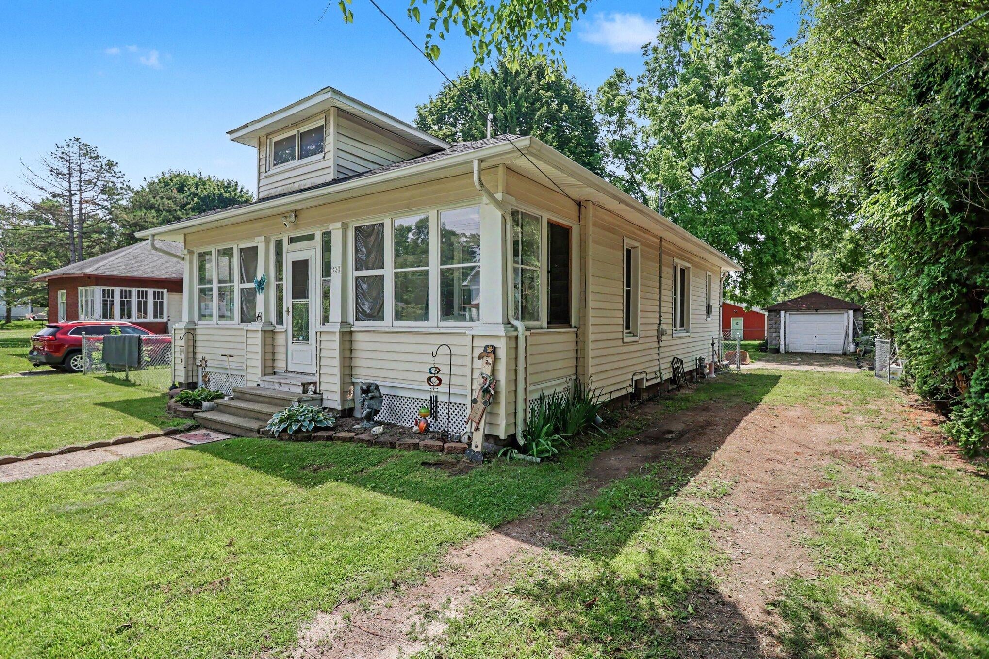 320 Vass Avenue