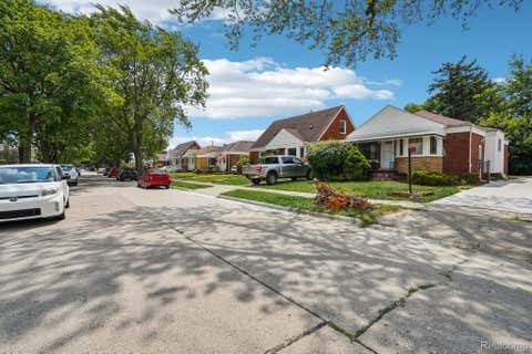 Tiny photo for 15237 Warwick Avenue, Allen Park City, MI 48101 (MLS # 20261066820)