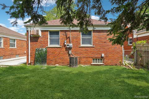 Tiny photo for 15237 Warwick Avenue, Allen Park City, MI 48101 (MLS # 20261066820)