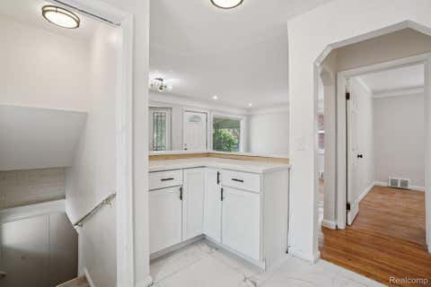 Tiny photo for 15237 Warwick Avenue, Allen Park City, MI 48101 (MLS # 20261066820)
