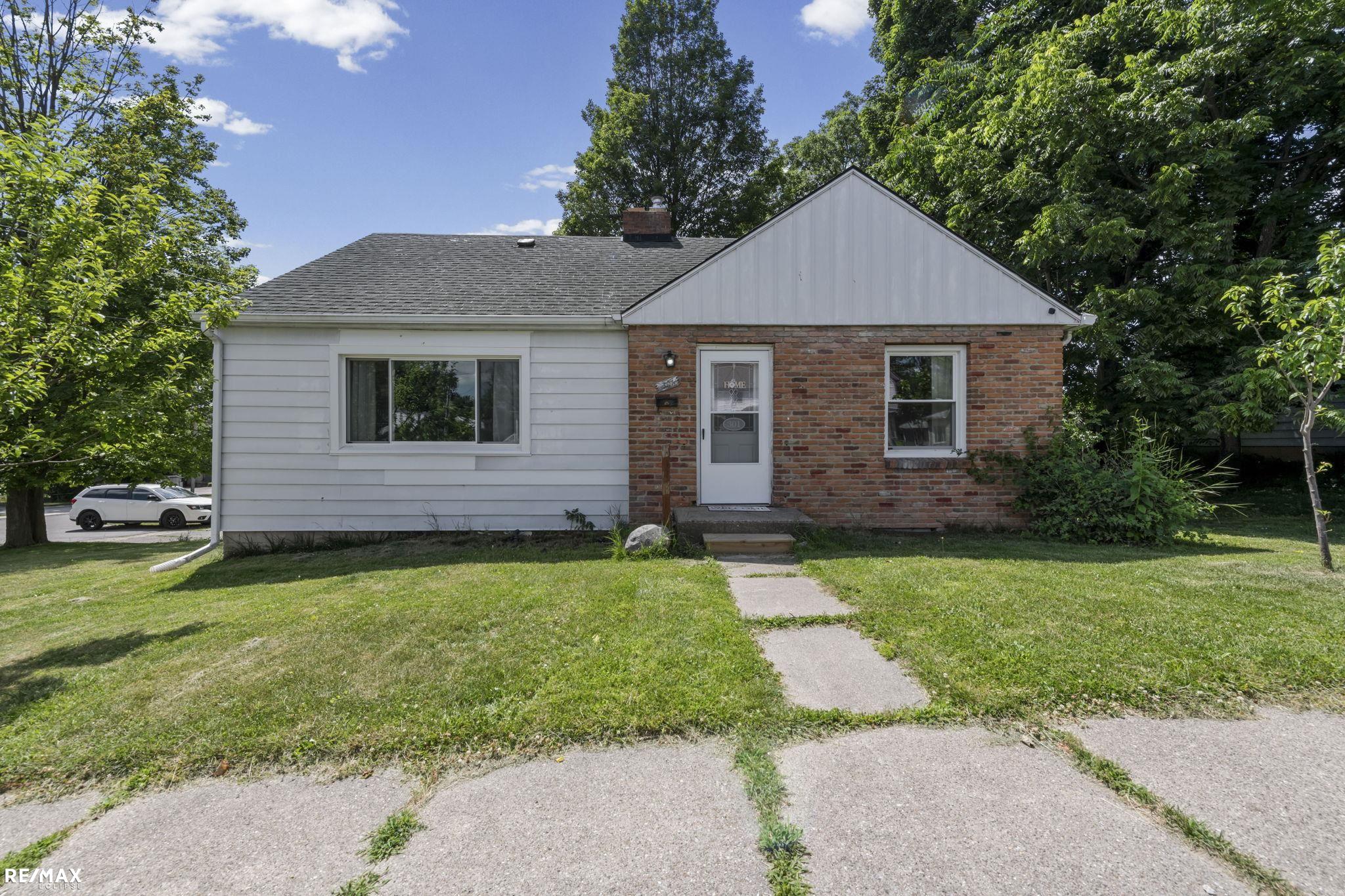 301 N East S Street