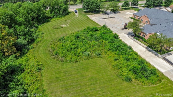 38500 GARFIELD RD, CLINTON TOWNSHIP, MI 48038 - Image 3f1fca684d06e4420eb511b745317727/1925346959
