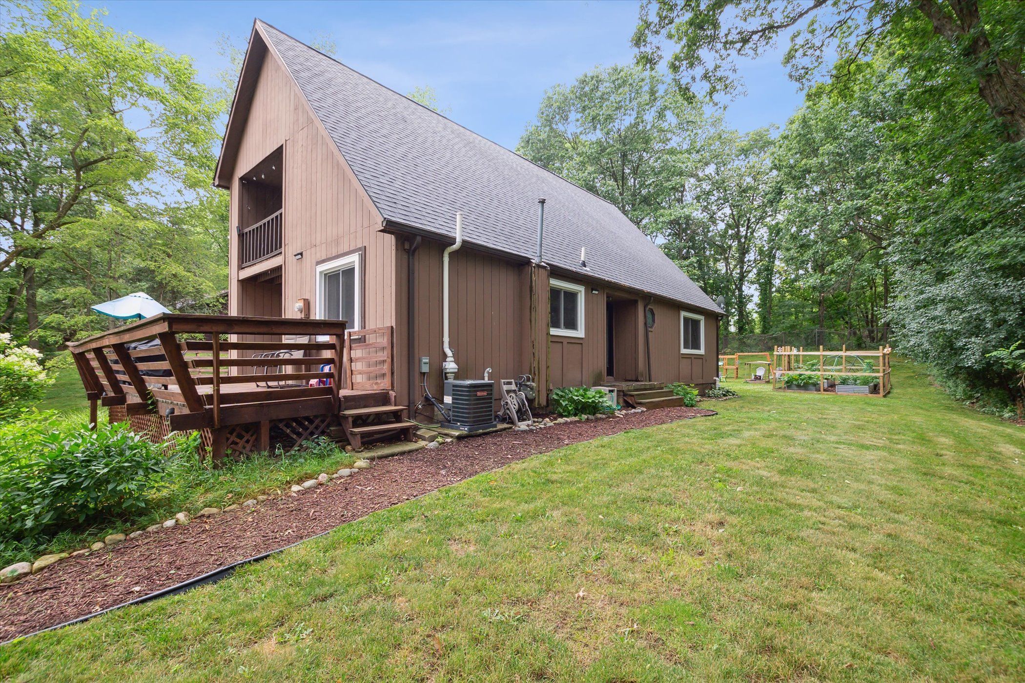 1213 PINE RIDGE Road